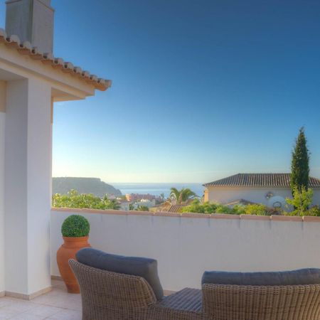 Villa Montanha, Luxury Coastal Villa, With Swimming Pool, Loungers And Alfresco Dining, 10 Min Walk To The Beautiful Praia Da Luz Beach, Shops, Bars And Restaurants! Ngoại thất bức ảnh